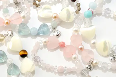 キティのかわいいリボンがモチーフ