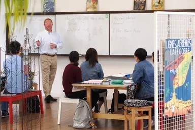 AIE国際高等学校 授業風景2