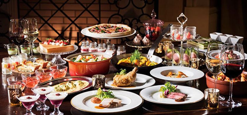 【冬の新フェア】
クリスマスとお正月は「フォワグラの一皿」でおもてなし
フレンチのメイン料理から洋風鍋料理、季節の新デザート食べ放題