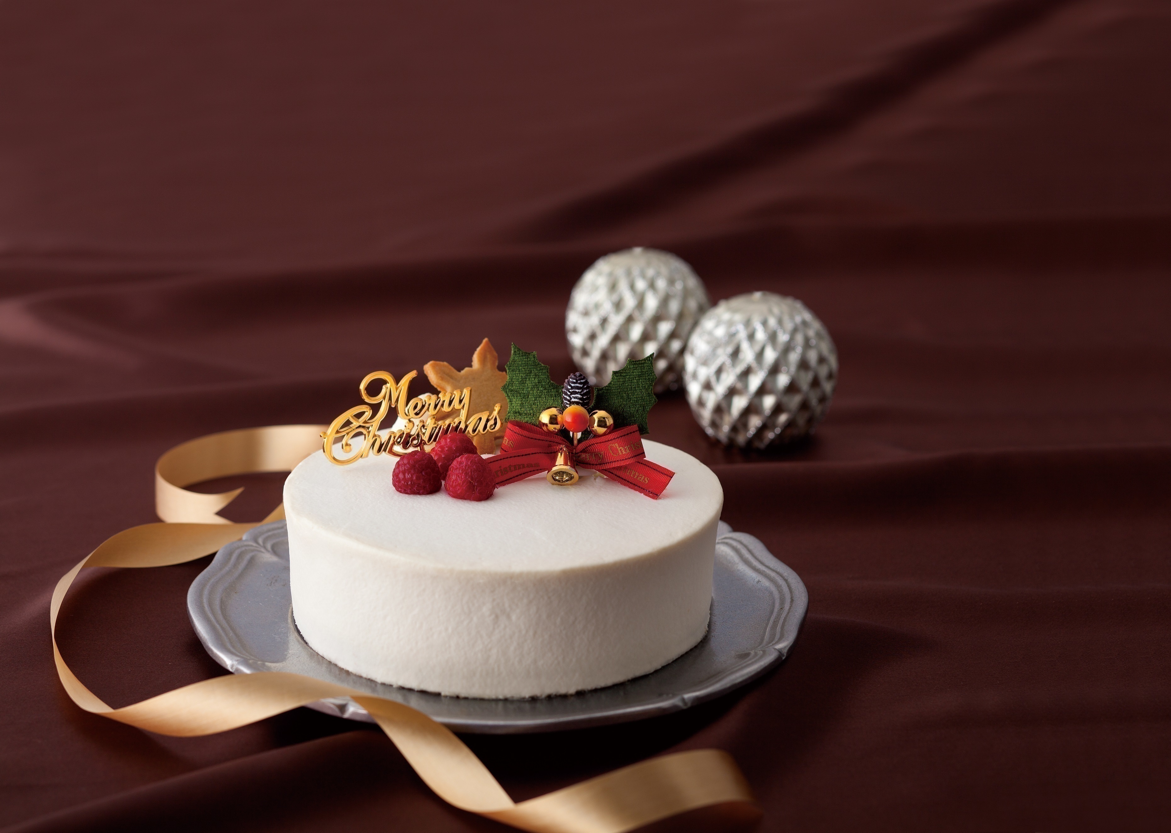 糖質を94 カット しても美味しいクリスマスケーキ ドクターリセラの ラズベリークリスマスケーキ なら1ピースの糖質 が2 4g ドクターリセラ株式会社のプレスリリース