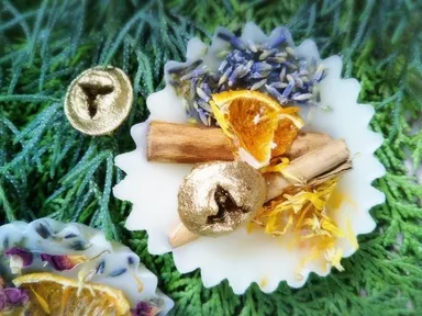 癒しのアロマワックスバーづくりも