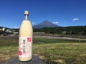 富士山甘酒と富士山