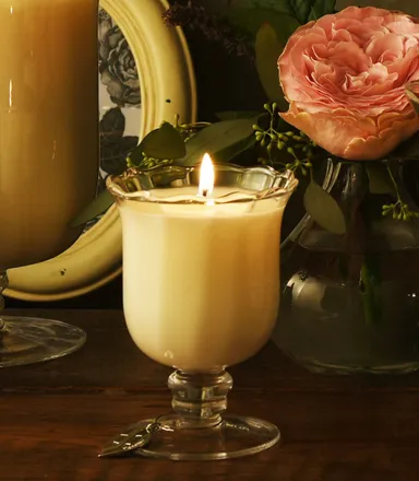 ポージーベースキャンドル  価格：6,480円（本体価格　6,000円）