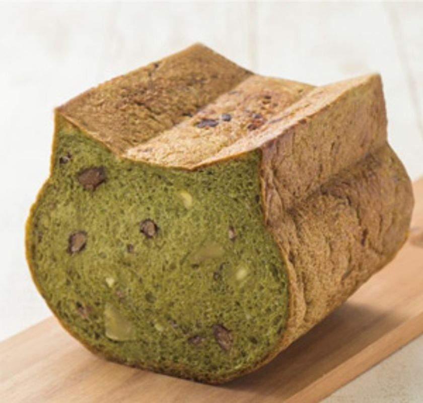 ひと味違うねこ型食パン！抹茶の生地にゴロッと栗と小豆入り
「いろねこ食パン＋（プラス）」
2017年12月1日（金）より大阪新阪急ホテルにて販売