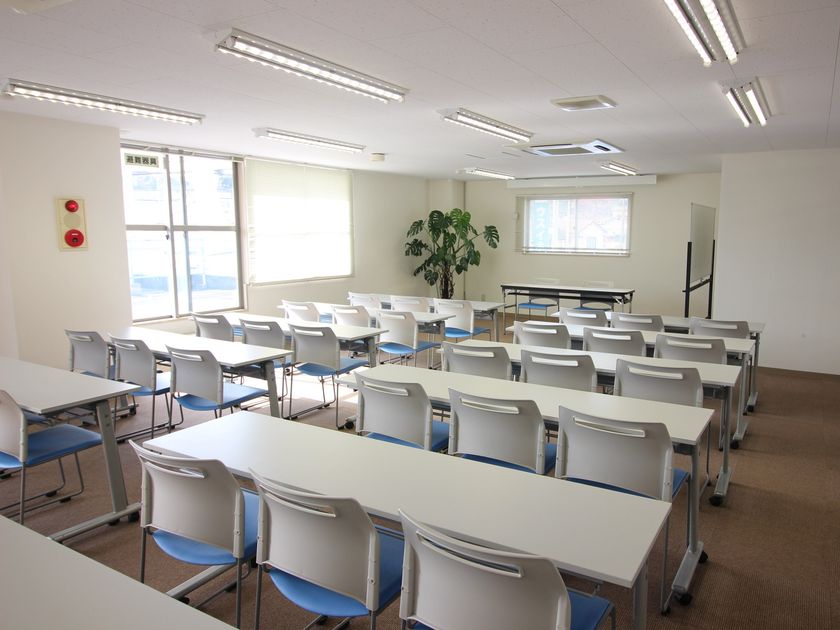 「老後を自宅で安心・安全に暮らすための無料セミナー」
12/15（金）ウスイホーム馬堀海岸店２Ｆセミナールーム