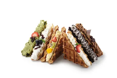 『ヘブンリーコンポートワッフル』パティスリー・ワッフル・スタイル