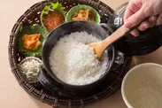 道産米使用炊き立て土鍋飯