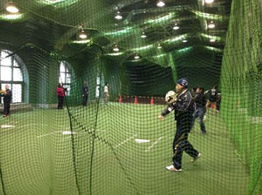 憧れのマウンドでピッチング！
「2018　阪神甲子園球場　記念投球イベント」の参加者募集
～100名限定の特別なイベントを1月7日（日）に開催します～