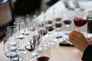 『ウルフ・ブラス』ブラック・ラベル　日本初開催の“マスター・ブレンド・クラシフィケーション”でフランスワインを抑え、2つのナパワインと共に2位を獲得