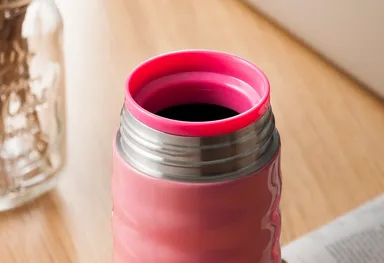 スクリュー栓タイプの飲み口