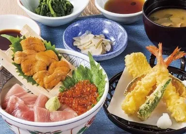 贅沢 三色丼天ぷら膳