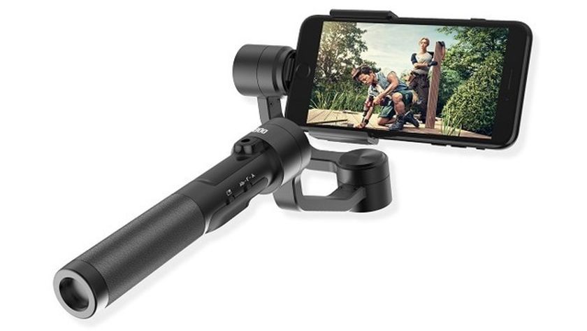 パソコン工房 AKIBA STARTUP にて
スマホで手ブレの無いビデオ撮影が出来る高機能スタビライザー
「Rigiet(リジエット)」の展示・実演・販売を開始！