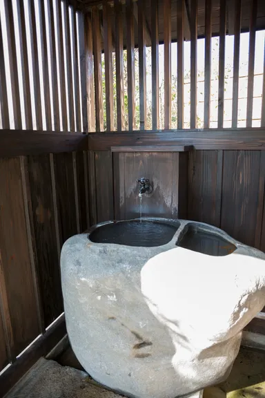 効能豊かな飲泉