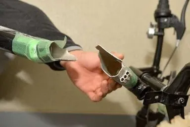 製品不良の自転車