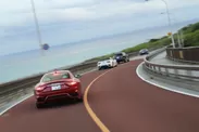 Maserati 006：ニライカナイ橋をドライビング