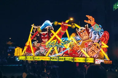 場面写真(ねぶた)