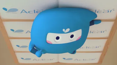 天井の裏から現れる断熱材「アクリア」と「アクリアくん」