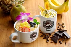 日本だけの冬季限定アサイーボウル＆カフェモカが新登場ISLAND VINTAGE COFFEE国内4店舗で12月20日より販売