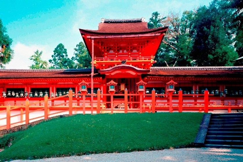 初詣臨時バスを運行します