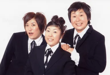 森三中　(C)YOSHIMOTO KOGYO CO., LTD.