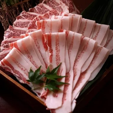 沖縄直送のアグー豚