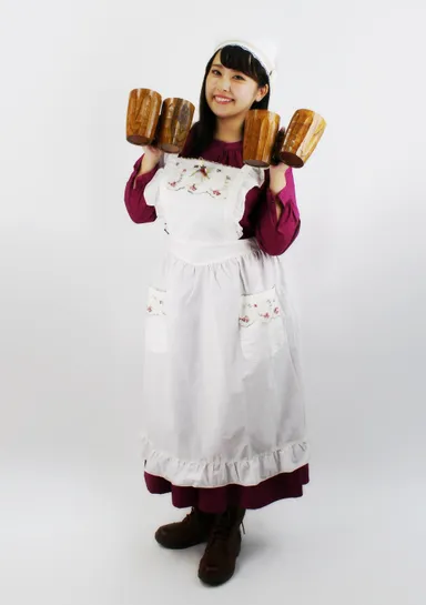 酒場の看板娘立ちポーズ