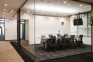 新宿SOUTHオフィス会議室