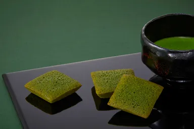 抹茶のショコラケーキ