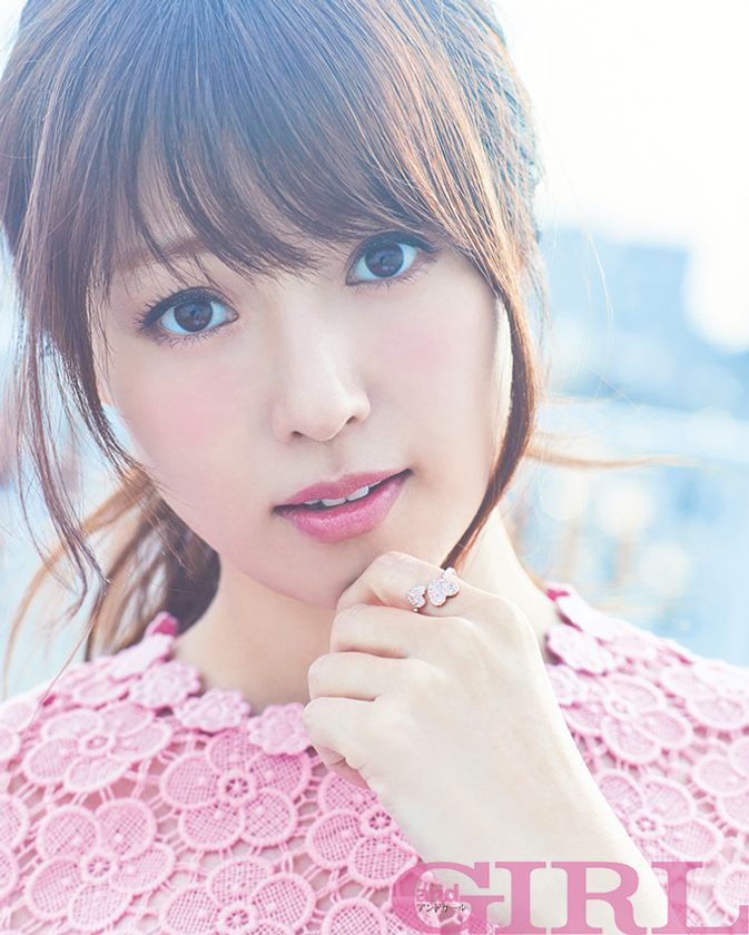 新しい匂いがする春が好き！
深田恭子
「2017年は公私ともにバランスのいい1年でした！」
『andGIRL 2月号』2018年1月12日（金）発売！