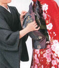 日本和装、振袖の着せ付けを無料で学べる教室を開催　大切なご家族の晴れ舞台には、ご自身の手で着せ付けを