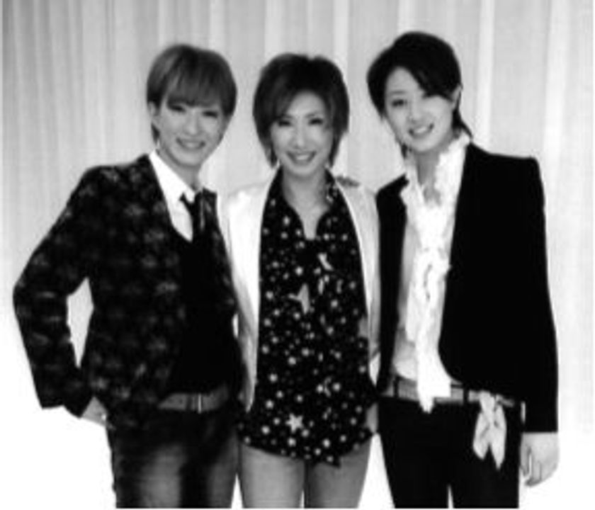 『春風弥里・鳳翔大・蓮水ゆうや』夢の共演
「Reunion ～リユニオン～」スペシャルトークショー
2018年4月29日（日・祝）ホテル宴会場にて開催