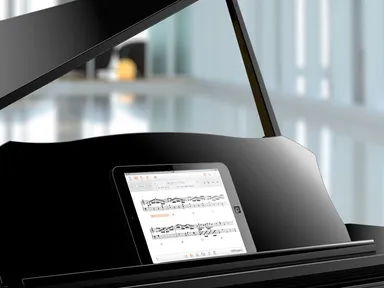 オリジナル・アプリ「Piano Partner 2」で内蔵曲の譜面をタブレットに表示