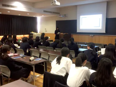 11月9日 高2研究論文選考会