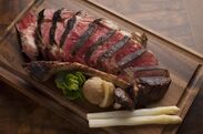 1ヶ月限定！3種の骨付き熟成肉を堪能する贅沢コース登場　赤坂の熟成肉専門レストラン「キッチャーノ」3月1日から提供