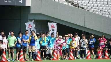 沿道応援の様子