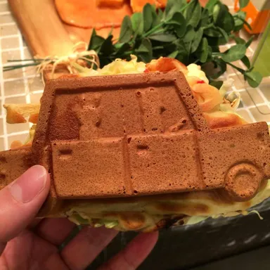 1番人気お好み焼き風ブーブー焼き