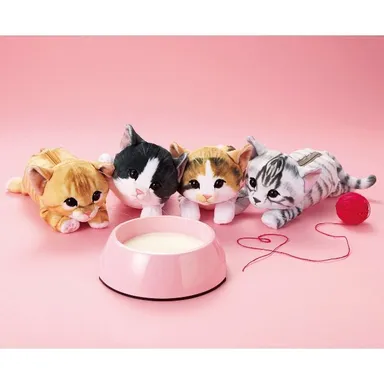 フェリシモ猫部　夢のもちふわ触感 もっちり子猫ポーチ