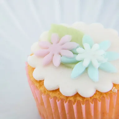 デコレーションカップケーキ