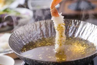 加賀橋立ズワイガニ金箔しゃぶ鍋