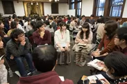 前のめりで議論をする参加者(2017年2月京都)