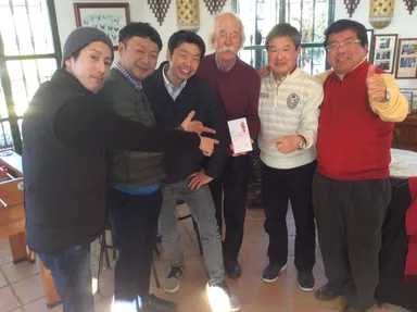 ツアーにご参加のお客さまと共に