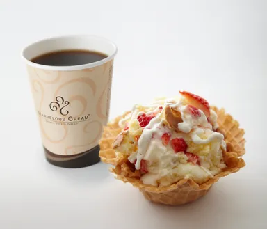 アイスとコーヒーでホッと一息