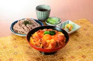 贅沢名古屋コーチン丼と麺　1,590円+税