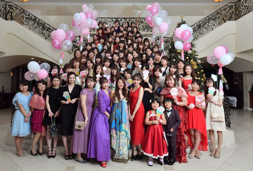 sweet × TAKAMI BRIDAL
「SWEET GIRLS NIGHT OUT in HAWAII」を
53 By The Seaにて開催