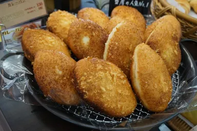 トントゥカレーパン