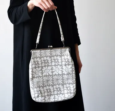 STUDIO HILLA　2WAYがま口バッグ