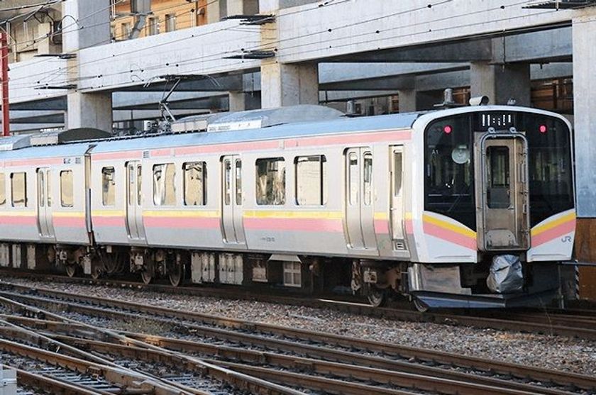 JR新潟エリアのトレインチャンネルに
BIGLOBEモバイルを採用
～E129系新車両で放送データの受信にデータSIMを活用～