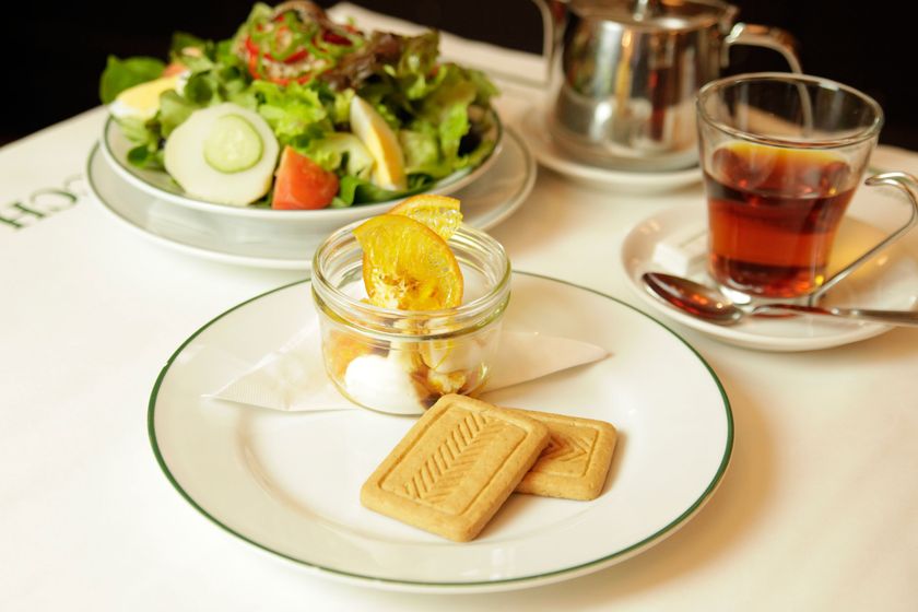 南フランス発 自然派 栄養食品「ジェルブレ」
×フレンチカフェ・ブラッスリー「オーバカナル」
×人気雑誌「エル・グルメ」
オリジナルデセールが期間限定で登場！
2018年4月9日（月）から5月6日（日）の期間、
ランチのデザートとして提供