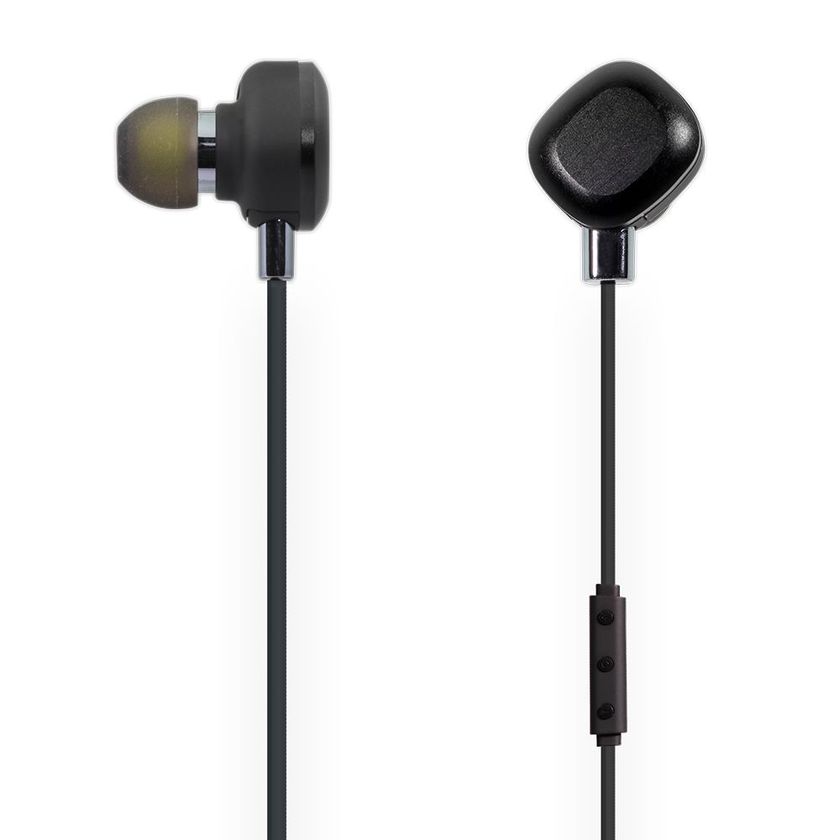 SUPやマリンスポーツで使っても大丈夫な
防水性能を備えたBluetoothイヤホン新発売