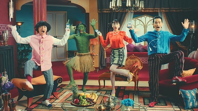 染谷将太、池松壮亮、山本美月に加えて小峠英二を起用した
「BIGLOBEモバイル」の新テレビCMを放映開始
～月額換算700円の驚きを河童で表現した
「ビックリ ビッグローブ！」篇～